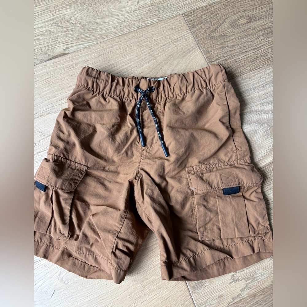 Old navy shorts quick dry nylon boys small 6-7